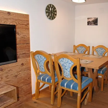 公寓式酒店 Der Berghof Hirschegg (Vorarlberg)