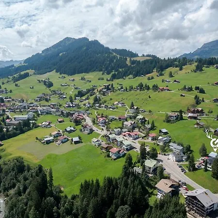 Aparthotel Der Berghof 3*