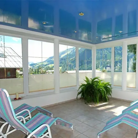 公寓式酒店 Der Berghof Hirschegg (Vorarlberg)